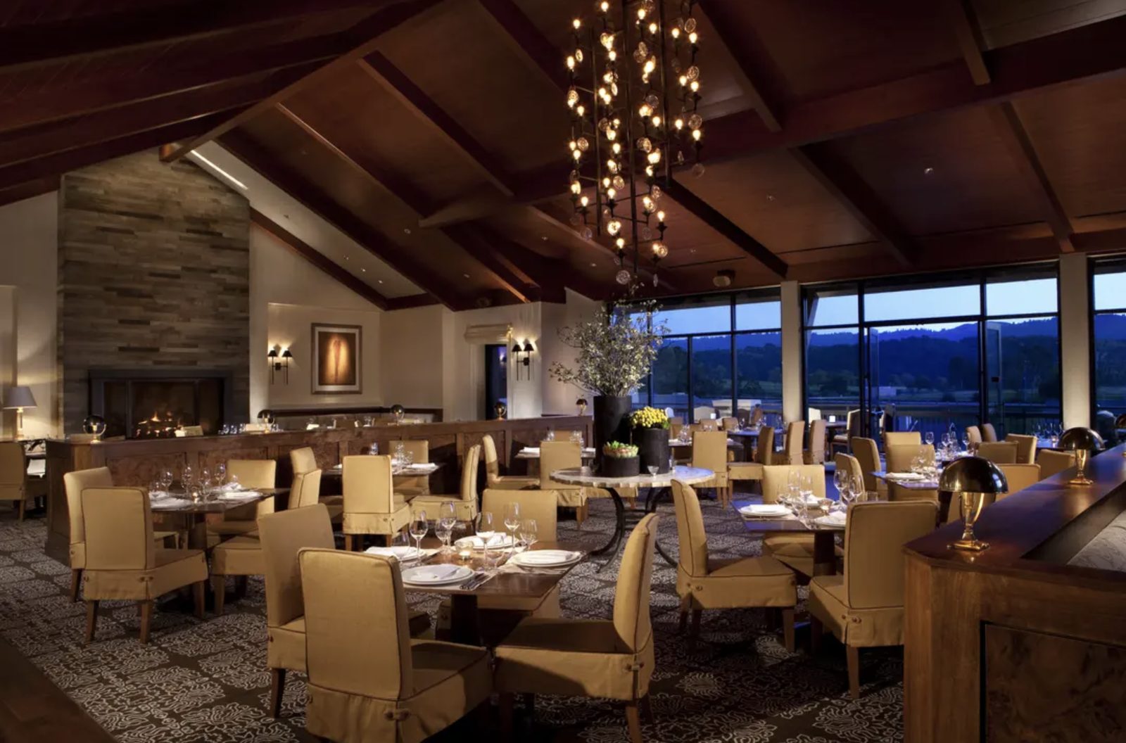Madera restaurant at Rosewood Sand Hill at dusk